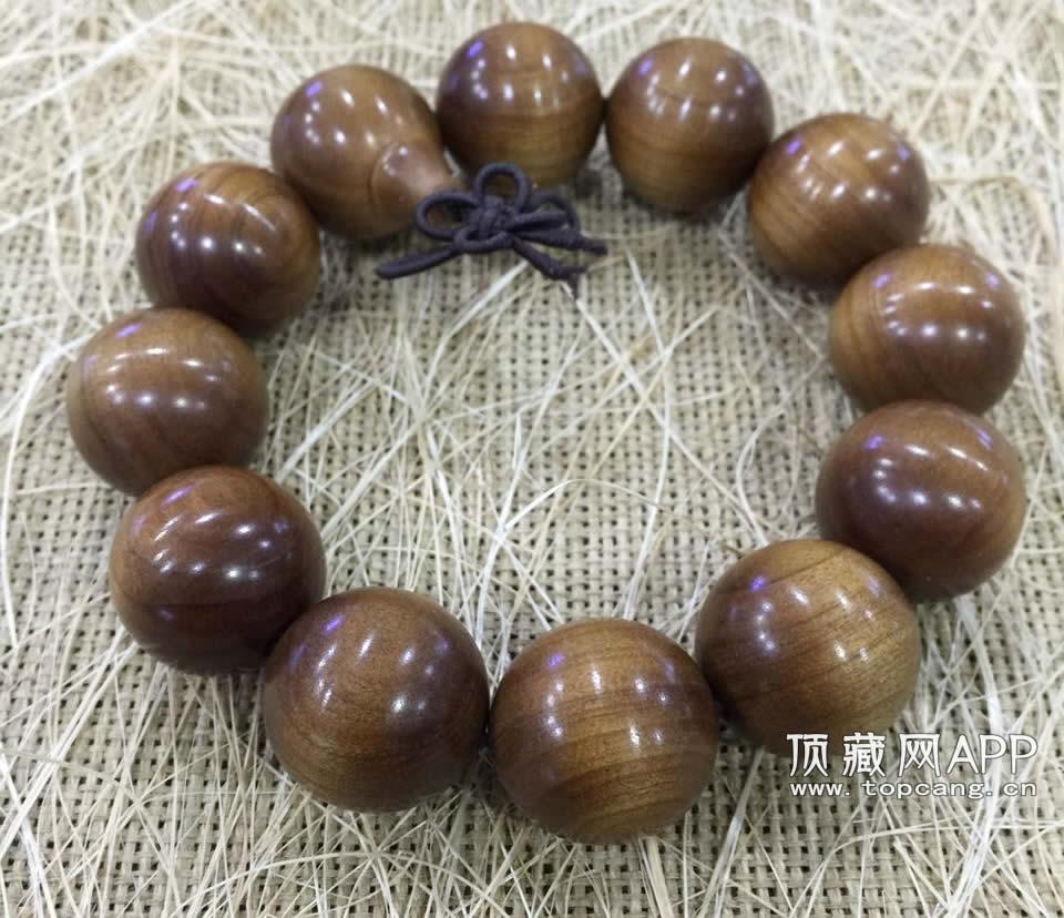 檀香手串木盤玩效果好嗎_檀香木手串怎么盤玩_檀香手串盤玩效果