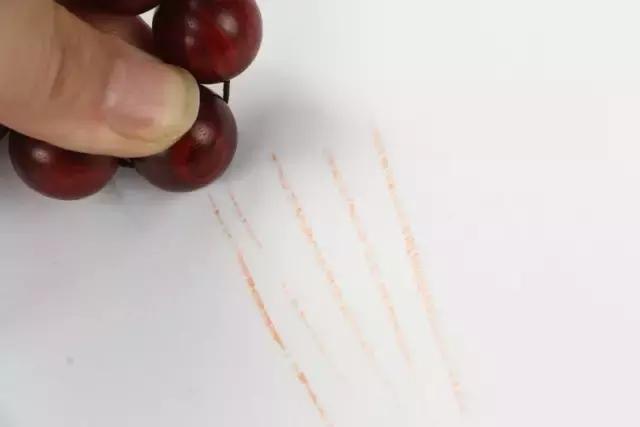 小葉紫檀掉色怎么回事_小葉紫檀掉色嗎_小葉紫檀掉色正常嗎