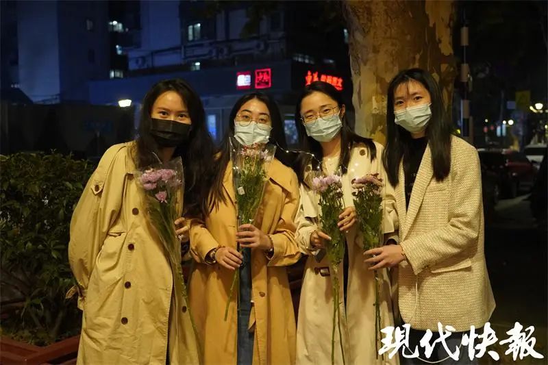 鮮花利潤(rùn)大嗎_鮮花利潤(rùn)率有多少_賣鮮花的利潤(rùn)有多少